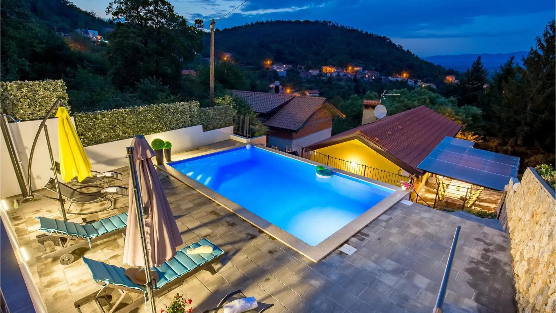 4 Bedroom Stunning Home In Rukavac Rukavac (Primorje-Gorski Kotar)