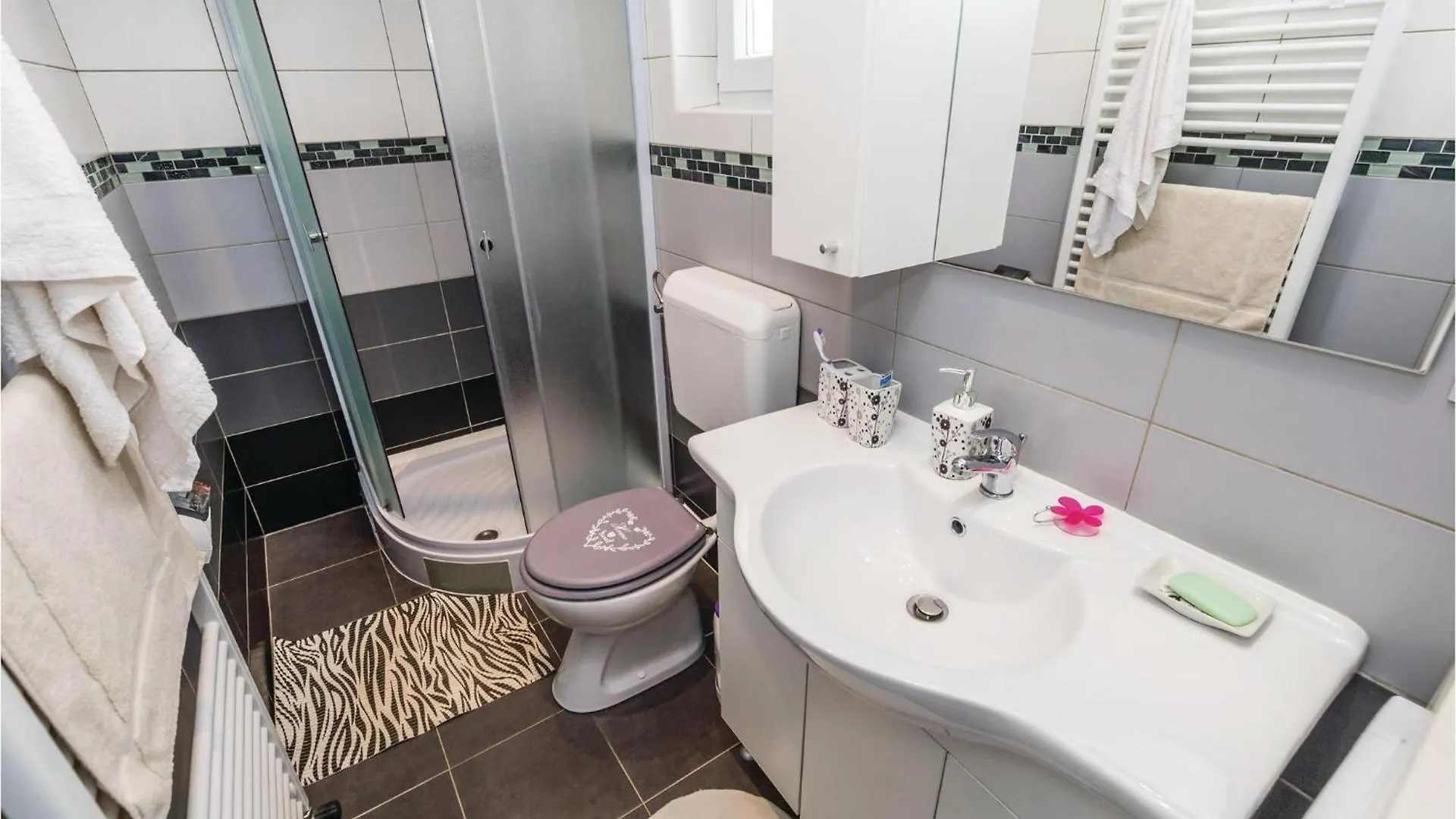 4 Bedroom Stunning Home In Rukavac Rukavac (Primorje-Gorski Kotar)
