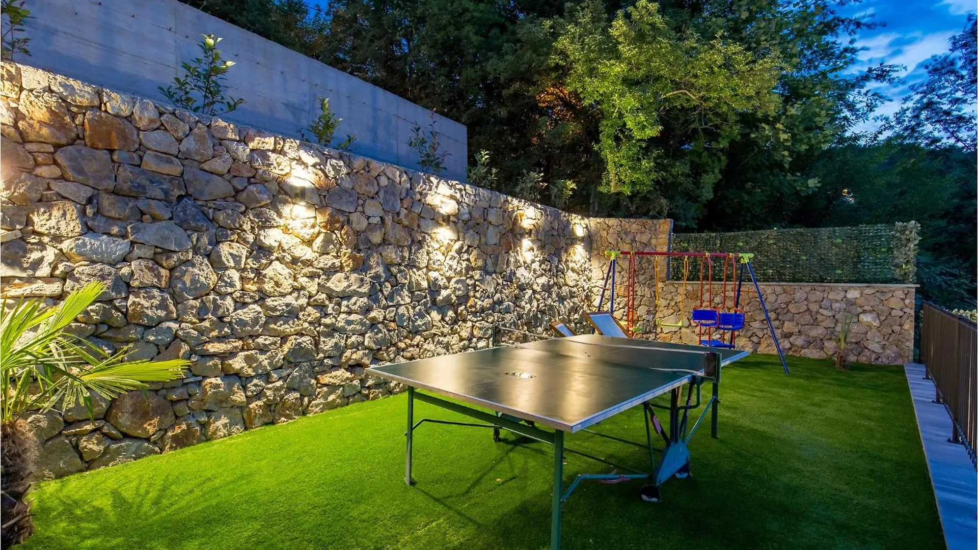 4 Bedroom Stunning Home In Rukavac Croacia